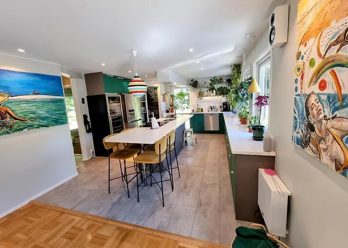 Nyrenoverad Stor 15 Mintuer Fran Centrum Villa Gotenburg