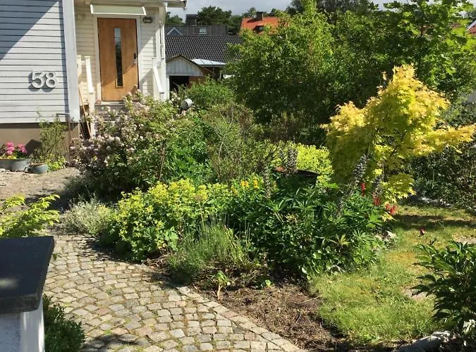 Bo Naera Och City. Göteborg