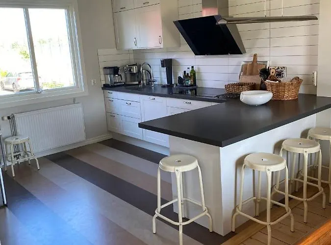 Rydholm 15 Minutes From Center