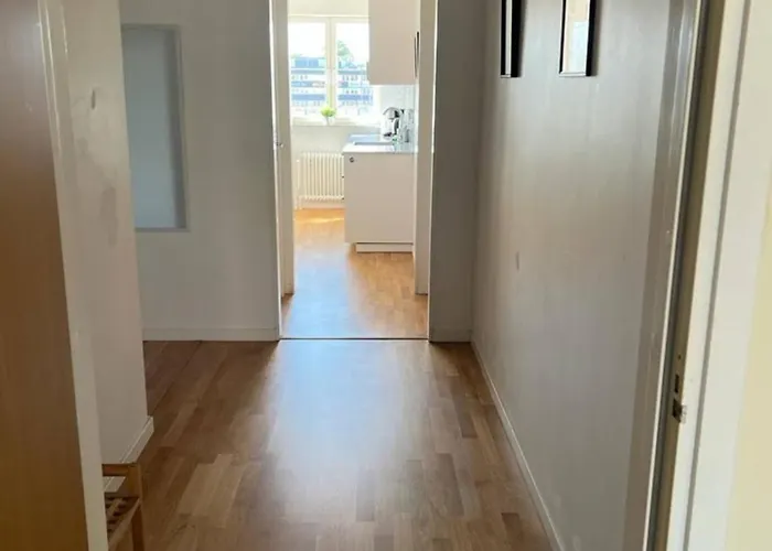 Apartment Comfortable In Cozy Location *