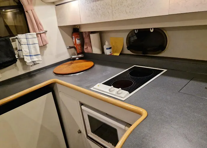 Prinsessan I Lilla Bommen Botel *