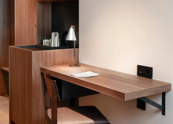 Hotel Clarion Karlatornet 4*