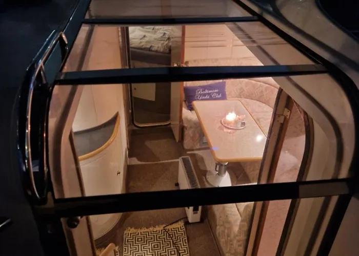 Prinsessan I Lilla Bommen Botel *