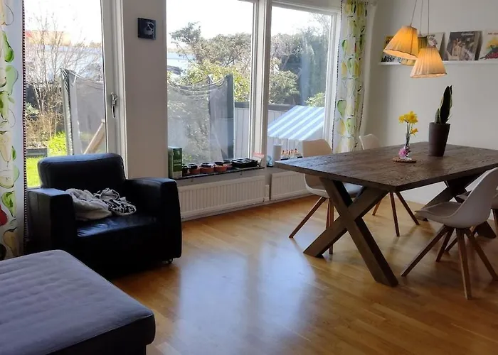 Villa Langedrag Jacuzzi Townhouse Göteborg