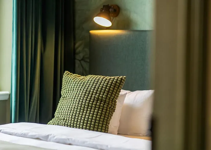 Onyxen, Boutique- & Lifestyle, Adults Only