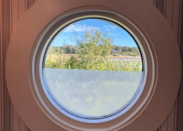 Backstugan - Litet Hus Med Storslaget Laege * Goteborg