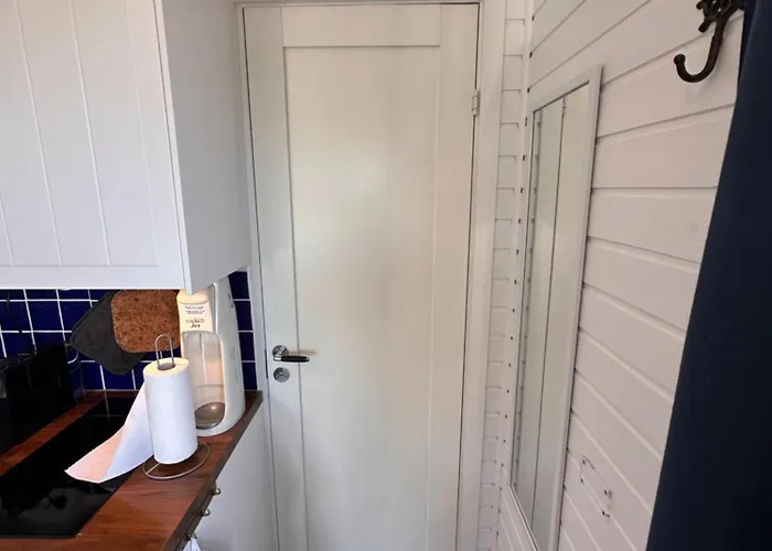 Casa vacanze Backstugan - Litet Hus Med Storslaget Laege