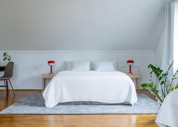 Near Sea And Nature, Free Parking & Cleaning Apartament *