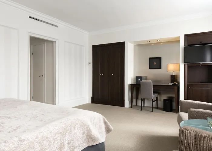 Elite Park Avenue 4*