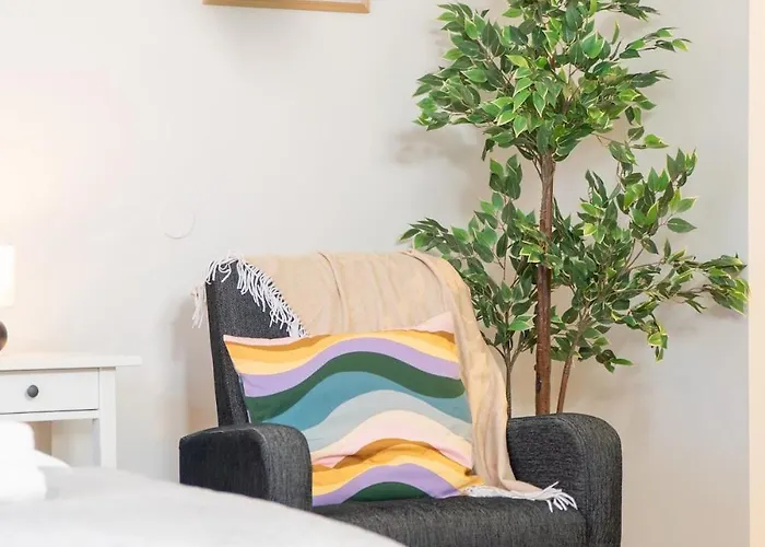 Rainbow In Haga & Linne - Prime Location *