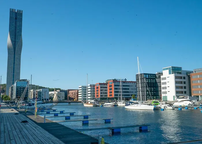 Chic 1br Center Sleeps 4 Braemaregarden * Gotemburgo