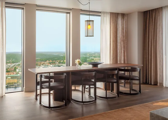 Clarion Karlatornet 4*