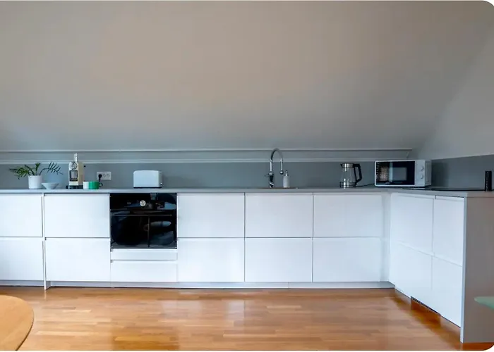 Near Sea And Nature, Free Parking & Cleaning Apartament *