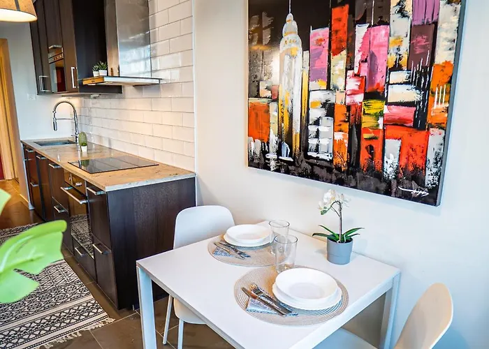 Spacious With Balcony Near Ullevi Apartment *