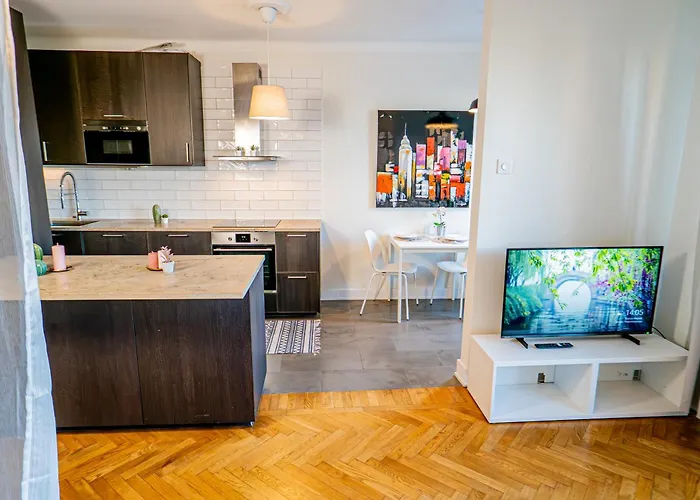 Spacious With Balcony Near Ullevi