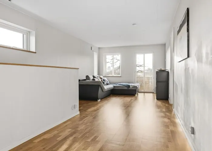 Semesterbostad Modern House Near Hastevik And Lovely Nature