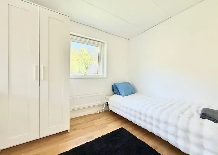 Vakantiehuis Perfect Workers - 11 Beds - 7 Bedroom - 2 Baths - Volvo