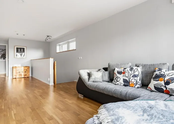 Modern House Near Hastevik And Lovely Nature Semesterbostad *