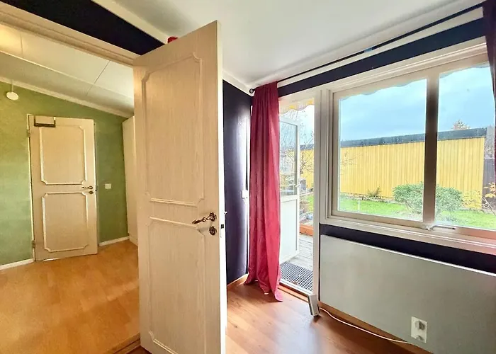 Workers - 4br - 4 Beds - Parking - Near Volvo Hébergement de vacances