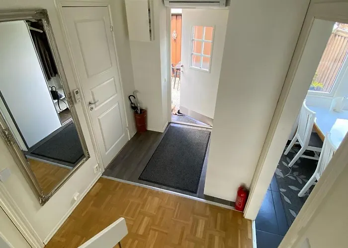 Townhouse In A Quiet Area 度假居 *