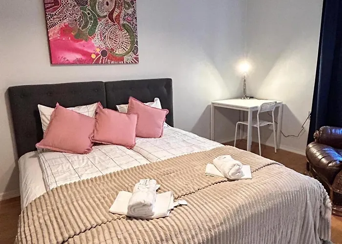 Spacious 4br In Appartement