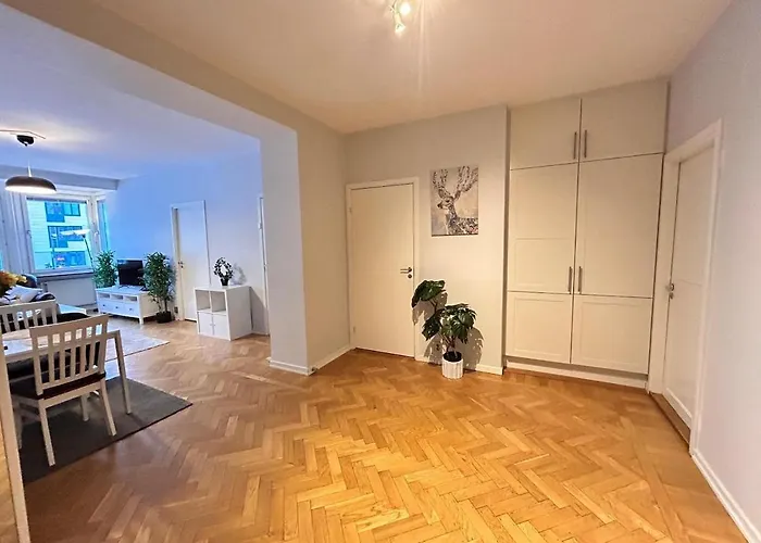 Spacious 4br In Appartement