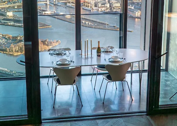 Penthouse 70th Floor Karlatornet *