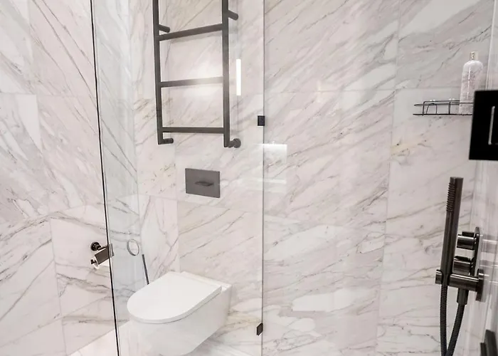 Penthouse 70th Floor Karlatornet *