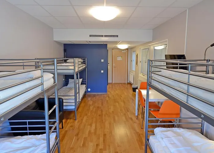 Vandrarhem Spoton & Sportsbar *