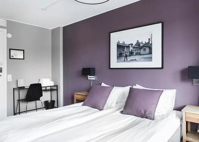 Hostel Linneplatsens & *