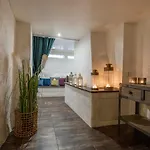 Otel Treetop Hangout & 3*