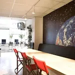 Backpackers Hostel *