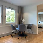 Apartamento Luxurious With Free Parking Gotemburgo