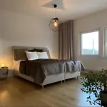 Apartment Luxurious With Free Parking *