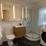 Luxurious With Free Parking Apartamento