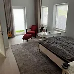 Villa Modern Stor Nära Havet Och 10 Min Göteborg