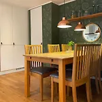 Villa The Yellow Townhouse