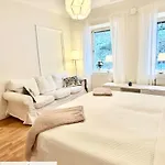 Апартаменты C Annedal *