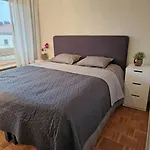 Premium Avkoppling Tre Av Perfektion شقة
