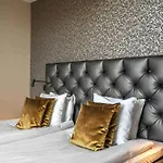 Thon Dockyard Hotel 3*