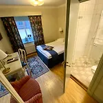 Royal Hotel