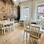 Апартаменты C Annedal *