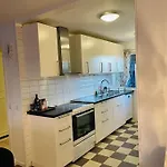 Villa Hus Med 12 Baeddar Naera Och Gratis Parkering Gotemburgo