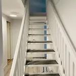 Villa Hus Med 12 Baeddar Naera Och Gratis Parkering *
