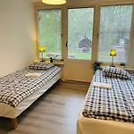 Hus Med 12 Baeddar Naera Och Gratis Parkering Villa
