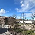 Apartman Spacious With Balcony Near Ullevi *