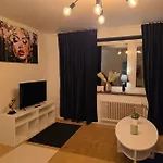 Noah Longstay Oterdahlsgatan 4a * Göteborg