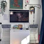 Backstugan - Litet Hus Med Storslaget Laege Prázdninový dům