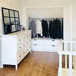 Spacious In Ferienhaus *