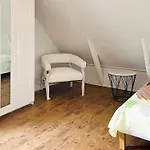 Spacious In Ferienhaus